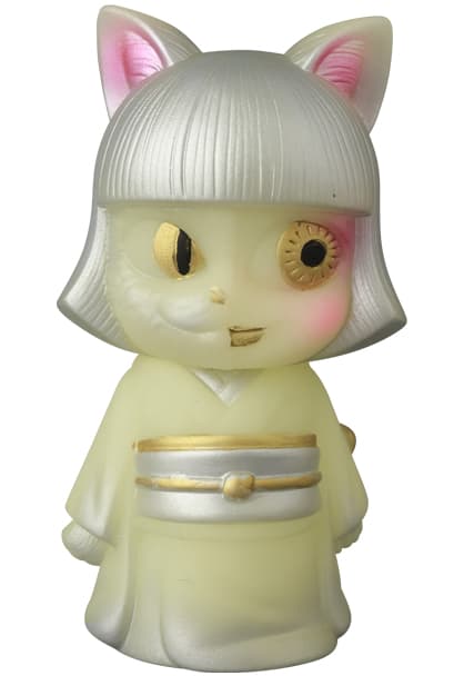 Vinyl Artist Gacha Series 42 Monoke Girl Nekomata Yellow Kimono - 1